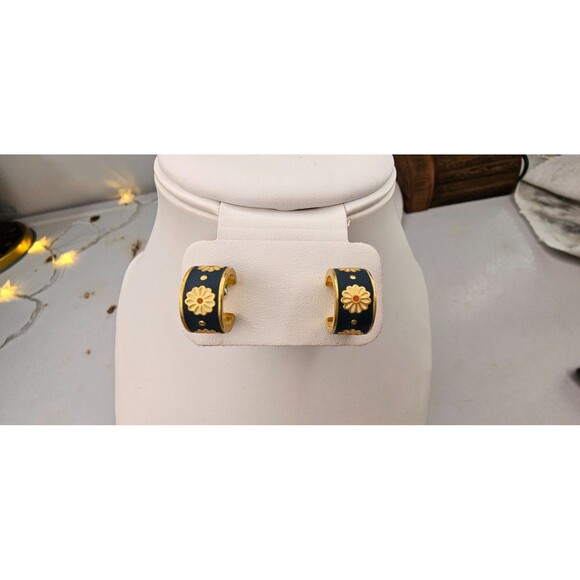 Madewell Daisy Delight Enamel Small Blue Hoop Earrings 15mmx15mm - Picture 3 of 6